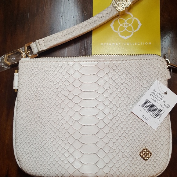 Handbags - Kendra Scott wristlet